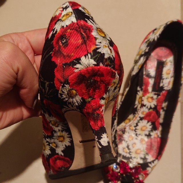 DOLCE&GABBANA(ドルチェアンドガッバーナ)の美品✨パンプス レディースの靴/シューズ(ハイヒール/パンプス)の商品写真