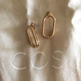 コス(COS)のCOS★クリップ型ピアス ゴールド(ピアス)