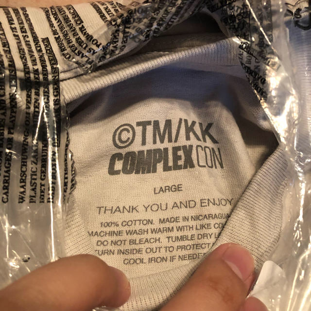 OFF-WHITE(オフホワイト)の【正規品】村上隆 complex con Tシャツ L グレー メンズのトップス(Tシャツ/カットソー(半袖/袖なし))の商品写真