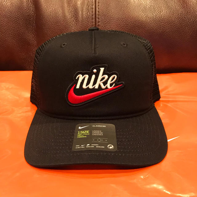 NIKE - 【期間限定SALE中】NIKE クラシック フォーム トラッカー