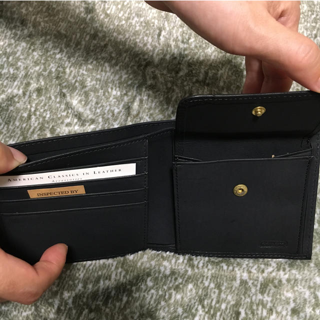 COACH(コーチ)の【新品・未使用】COACH メンズ 二つ折り財布 メンズのファッション小物(折り財布)の商品写真