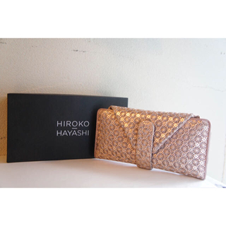 ヒロコハヤシ(HIROKO HAYASHI)の美品　hiroko hayashi 　長財布 ジラソーレ ヒロコ ハヤシ ピンク(長財布)