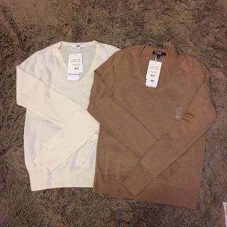 ユニクロ(UNIQLO)のUNIQLOエクストラファインメリノウール新品2枚セットhana様専用ページ(ニット/セーター)