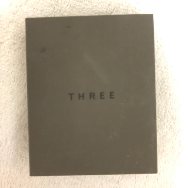 THREE(スリー)のTHREE シマリンググローデュオ 01 コスメ/美容のベースメイク/化粧品(フェイスカラー)の商品写真