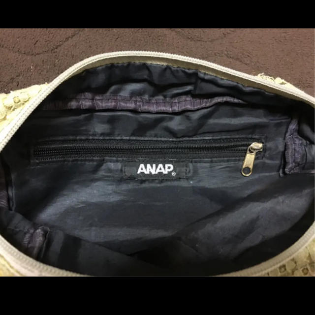 ANAP(アナップ)のANAP ポーチバッグ レディースのバッグ(ボディバッグ/ウエストポーチ)の商品写真