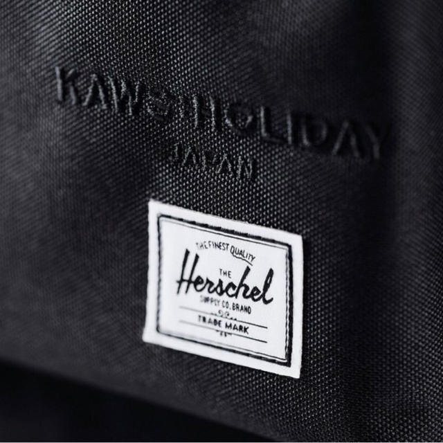 HERSCHEL(ハーシェル)のKAWS HOLIDAY JAPAN Herschel バックパック メンズのバッグ(バッグパック/リュック)の商品写真