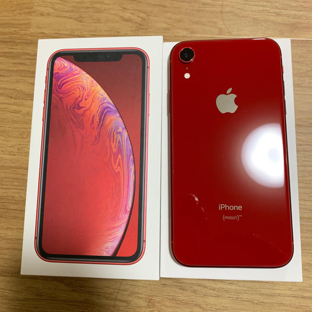 iPhone(アイフォーン)のIPHONE XR 64GB RED ドコモ/ワイモバイル スマホ/家電/カメラのスマートフォン/携帯電話(スマートフォン本体)の商品写真