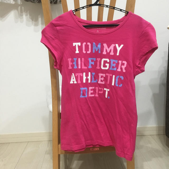 TOMMY HILFIGER(トミーヒルフィガー)のトミーヒルフィガーＴシャツ ピンク レディースのトップス(Tシャツ(半袖/袖なし))の商品写真