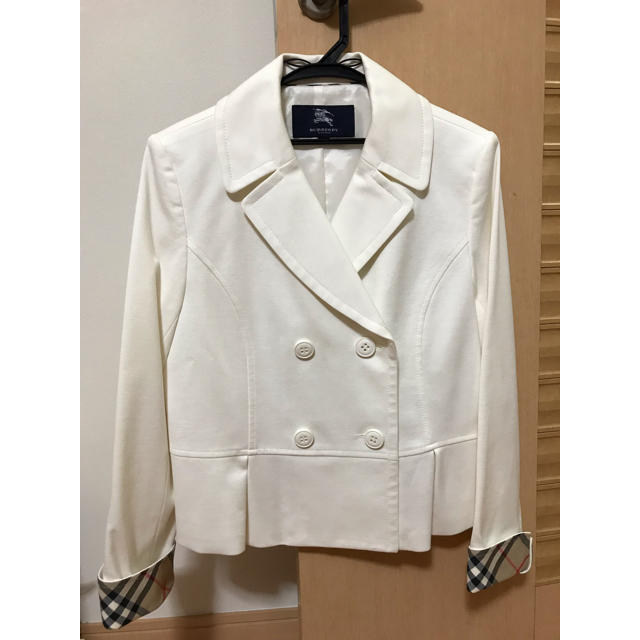 BURBERRY(バーバリー)の子供用ジャケット キッズ/ベビー/マタニティのキッズ服女の子用(90cm~)(ジャケット/上着)の商品写真