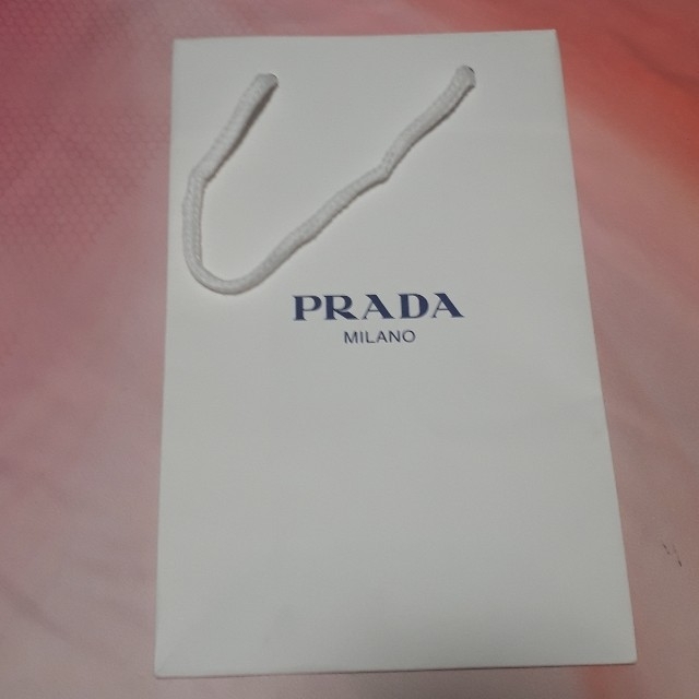 PRADA(プラダ)のPRADA　ショップバック レディースのバッグ(ショップ袋)の商品写真