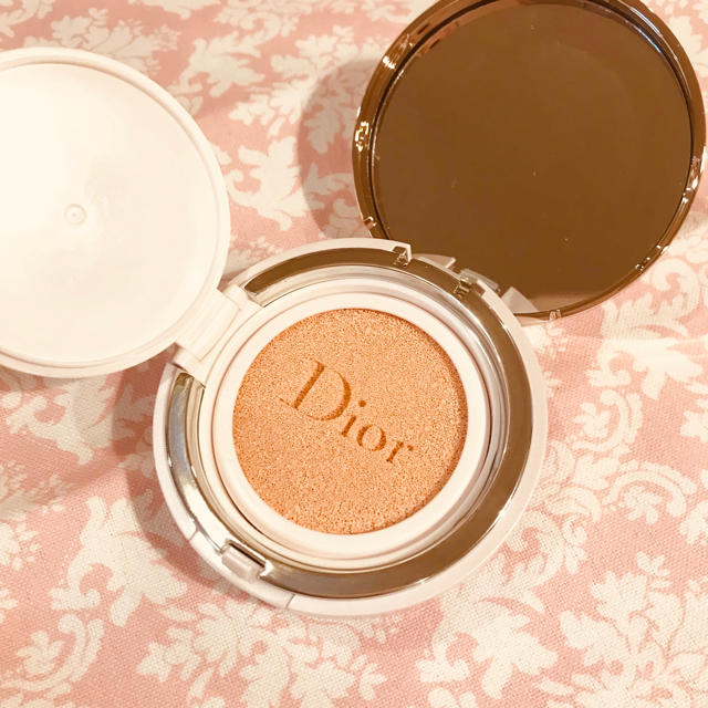 Dior(ディオール)のあいこ様専用 DIOR  カプチュールドリームスキン モイストクッション コスメ/美容のベースメイク/化粧品(化粧下地)の商品写真