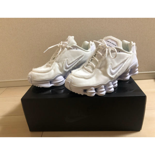 NIKE(ナイキ)のNIKE SHOX TL / CDG comme des garcons メンズの靴/シューズ(スニーカー)の商品写真