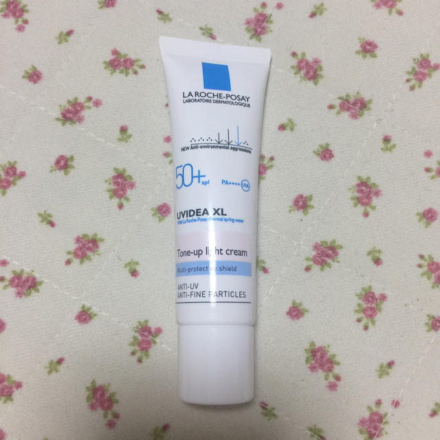 LA ROCHE-POSAY(ラロッシュポゼ)のラロッシュポゼ  トーンアップクリーム コスメ/美容のベースメイク/化粧品(化粧下地)の商品写真