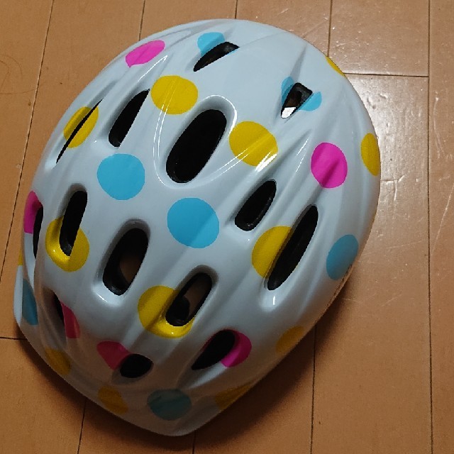 専用! トイザらス AVIGO ヘルメット 自転車 | clinicaversalles.com.pe