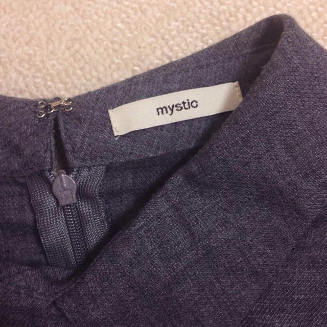 mystic(ミスティック)のクロップド丈ブラウス レディースのトップス(シャツ/ブラウス(長袖/七分))の商品写真