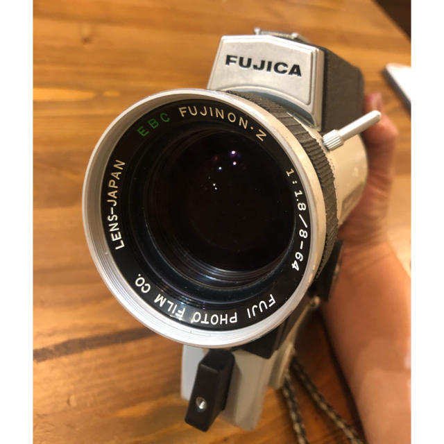 富士フイルム(フジフイルム)のFujica ８ｍｍフィルムビデオカメラ Z800 スマホ/家電/カメラのカメラ(ビデオカメラ)の商品写真