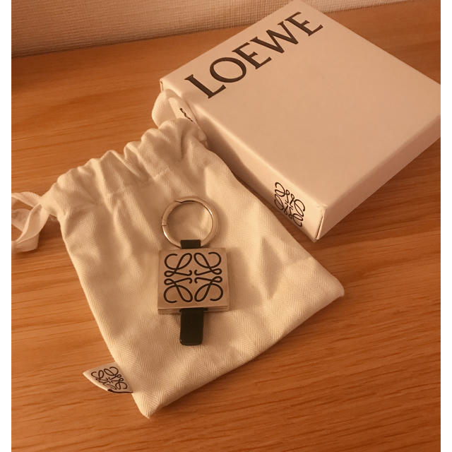 LOEWE キーホルダー