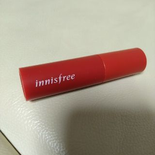 イニスフリー(Innisfree)の【美品】イニスフリー　ビビットコットンインク12(口紅)