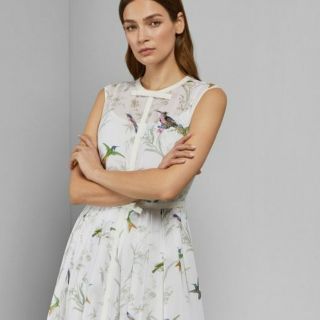 新品新作 TED BAKER ボタニカル×ラッフル シフォンワンピースドレス