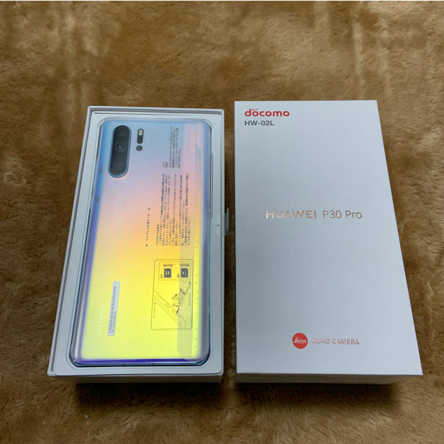 【SIMロック解除済】HUAWEI P30 Pro（HW-02L） スマホ/家電/カメラのスマートフォン/携帯電話(スマートフォン本体)の商品写真