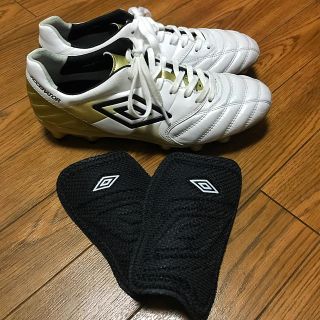 アンブロ(UMBRO)のスパイク・すね当て【セット販売】(シューズ)