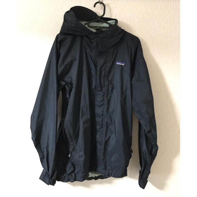 patagonia(パタゴニア)のパタゴニア ジャケット 黒 XS メンズのジャケット/アウター(ナイロンジャケット)の商品写真