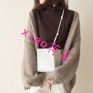 ディーホリック(dholic)のラスト2個❗【ホワイト/白色】大人気スクエアポシェット ショルダーバッグ(ショルダーバッグ)