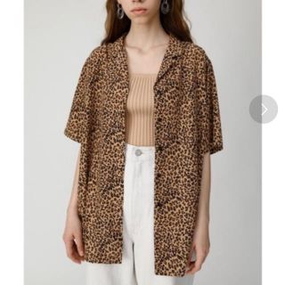 マウジー(moussy)のmoussy レオパード柄 シャツ(シャツ/ブラウス(半袖/袖なし))