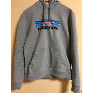 パタゴニア(patagonia)のパタゴニア パーカー　M グレー(パーカー)