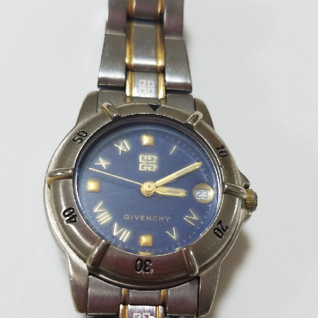 GIVENCHY(ジバンシィ)のGIVENCHY 腕時計 レディースのファッション小物(腕時計)の商品写真