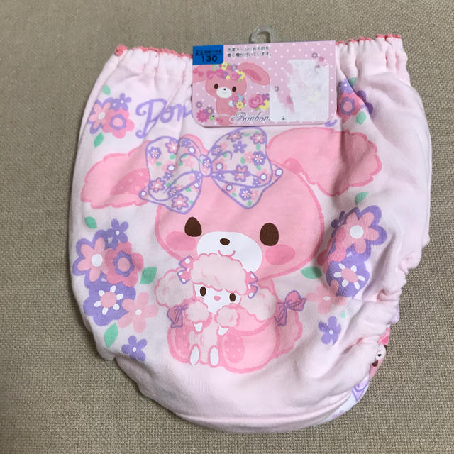 ぼんぼんりぼん(ボンボンリボン)の新品 未使用 サンリオ ぼんぼんりぼん  パンツ2枚セット 130cm キッズ/ベビー/マタニティのキッズ服女の子用(90cm~)(下着)の商品写真