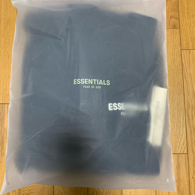 新品 FOG essentials パーカー L