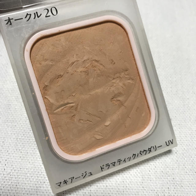 MAQuillAGE(マキアージュ)のマキアージュ ドラマティックパウダリー UV オークル20 コスメ/美容のベースメイク/化粧品(ファンデーション)の商品写真