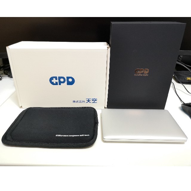 GPD Pocket2 core m3-8100YノートPC