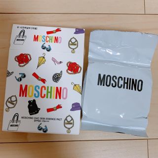 モスキーノ(MOSCHINO)のMOSCHINO新品未使用箱つきクッションファンデーション詰め替え1点(ファンデーション)