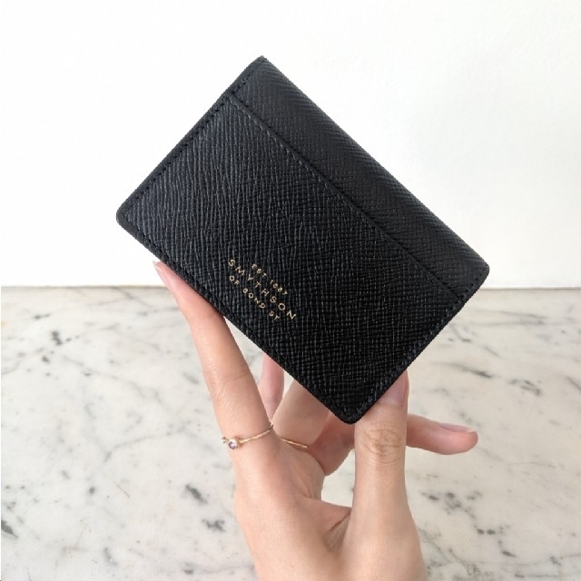 Smythson(スマイソン)のようさま専用【新品】Smythson パナマ カードケース 名刺入れ ブラック メンズのファッション小物(名刺入れ/定期入れ)の商品写真