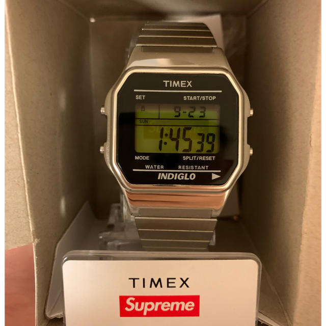 Supreme timex digital watch 時計