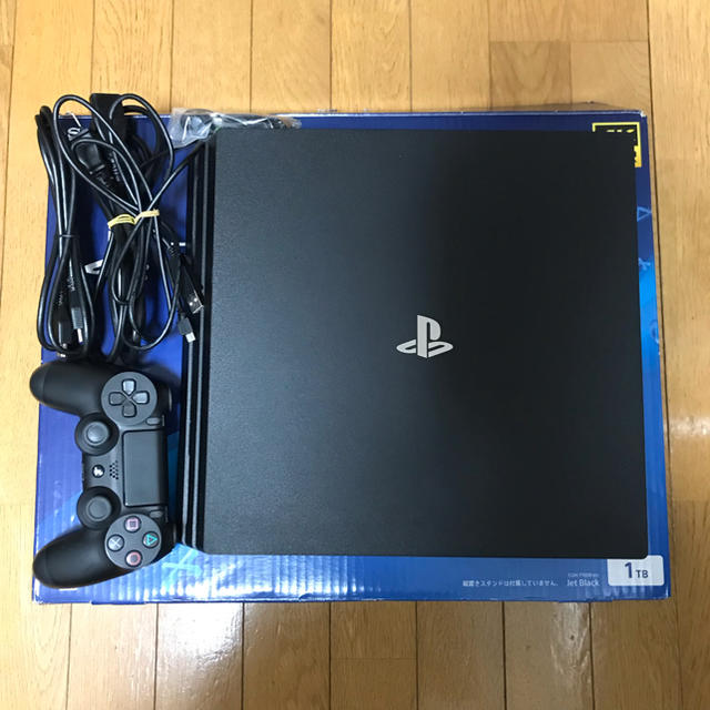 Play station4 pro ジェットブラック 1TB 本体