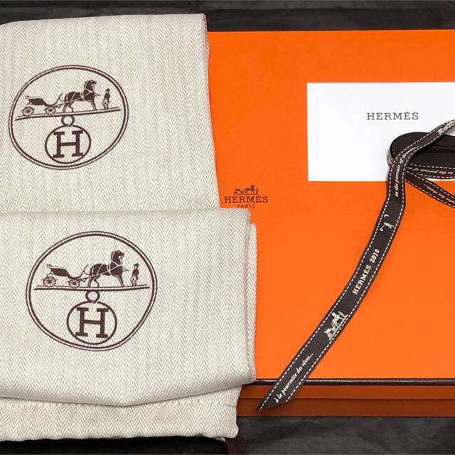 Hermes(エルメス)のエルメス  サンダル オラン 黒  36 1/2本物 1回使用の美品 レディースの靴/シューズ(サンダル)の商品写真