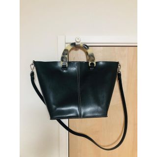 ザラ(ZARA)のZARA美品レザートートバッグ(トートバッグ)