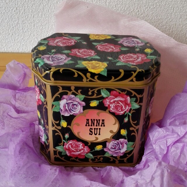 ANNA SUI(アナスイ)の☆ANNA SUI☆小物入れ缶 インテリア/住まい/日用品のインテリア小物(小物入れ)の商品写真