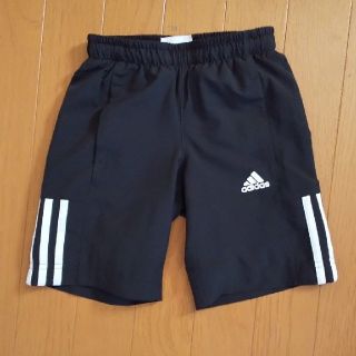 アディダス(adidas)のアディダスハーフパンツ100cm【ベティ様専用】(パンツ/スパッツ)