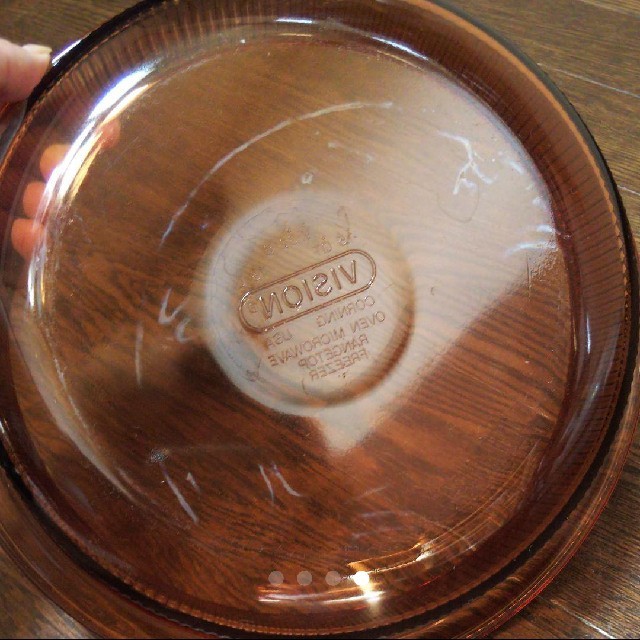 Pyrex(パイレックス)の希少！VISION ビジョン耐熱クランベリー鍋フランス製
コーニング社 インテリア/住まい/日用品のキッチン/食器(鍋/フライパン)の商品写真