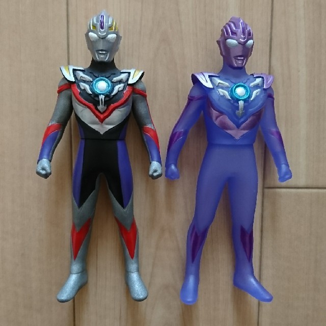 BANDAI(バンダイ)のウルトラマンオーブ ソフビ 2体 エンタメ/ホビーのフィギュア(特撮)の商品写真