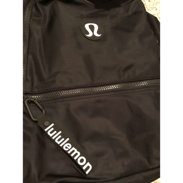 lululemon(ルルレモン)の再入荷 ルルレモン  新品未使用 リュック 完売品 レディースのバッグ(リュック/バックパック)の商品写真