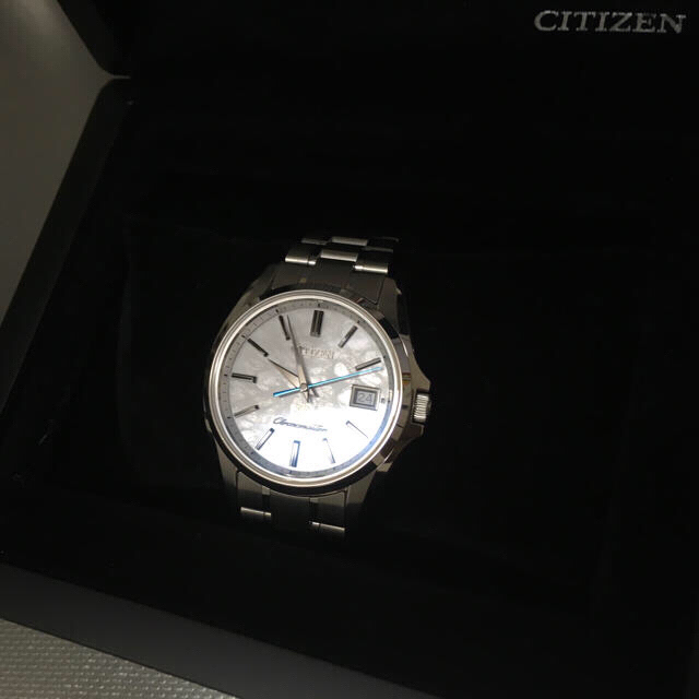 The CITIZEN 落水 Rakusui AQ4020-62Y 土佐和紙時計