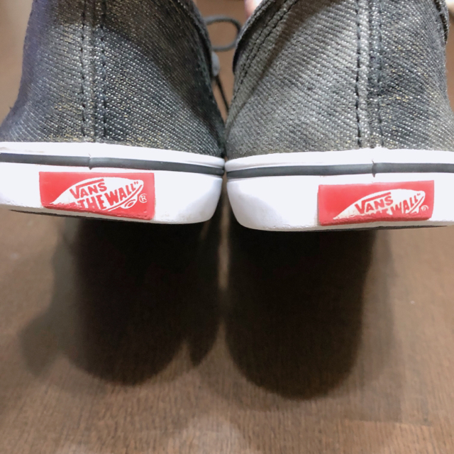 VANS(ヴァンズ)のVANS スニーカー ブラック ラメ レディースの靴/シューズ(スニーカー)の商品写真