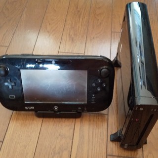 ウィーユー(Wii U)のWiiuプレミアムセット黒32GB(家庭用ゲーム機本体)