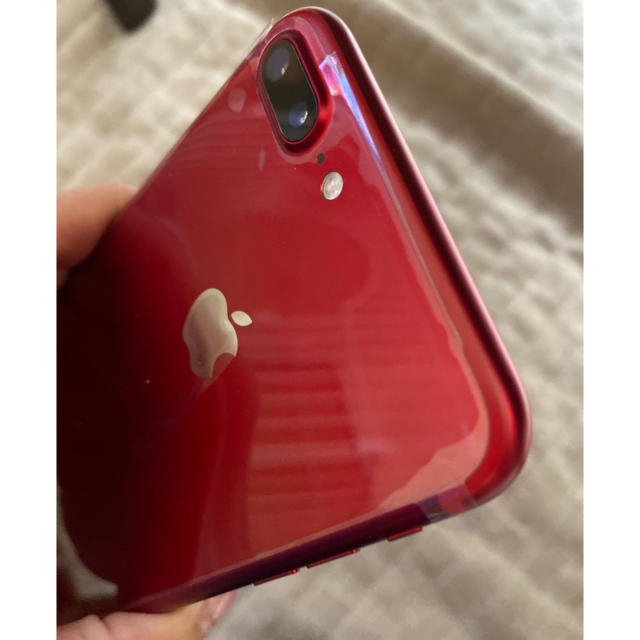 iPhone(アイフォーン)の美品！iphone7plus Red 128G SIMロック解除 スマホ/家電/カメラのスマートフォン/携帯電話(スマートフォン本体)の商品写真