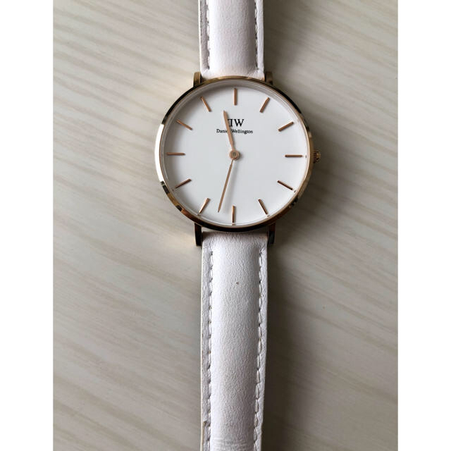 Daniel Wellington - ダニエルウェリントン腕時計 ホワイトゴールドの通販 by けろっぴー｜ダニエルウェリントンならラクマ